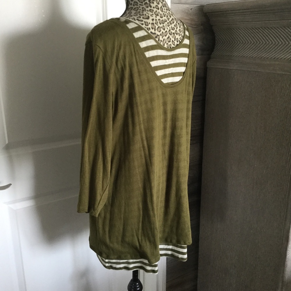 Layered Mixed Tunic - Picture 4 of 5